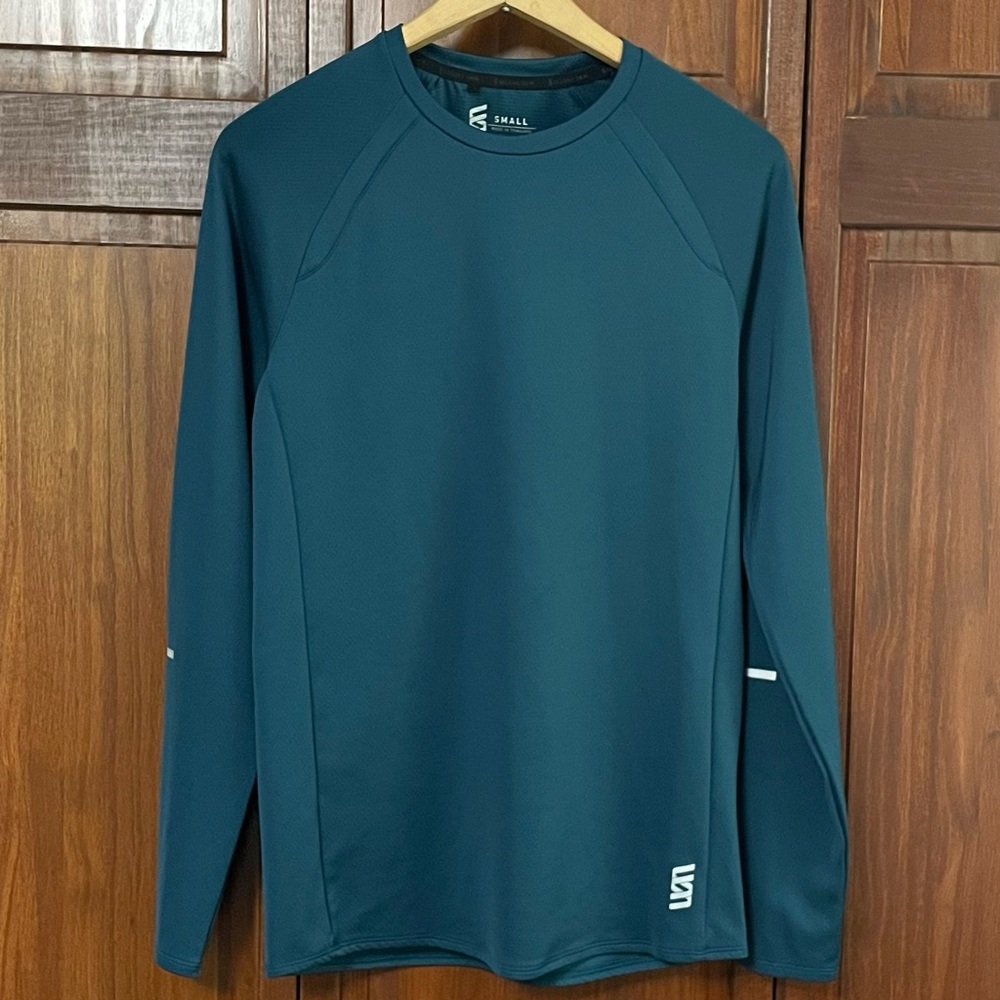 Second Skin Men’s Long Sleeve Crew Neck Athletic Tee